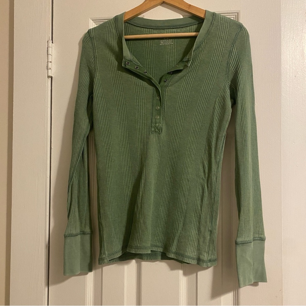 Aerie Green Ribbed Long Sleeve Henley Top